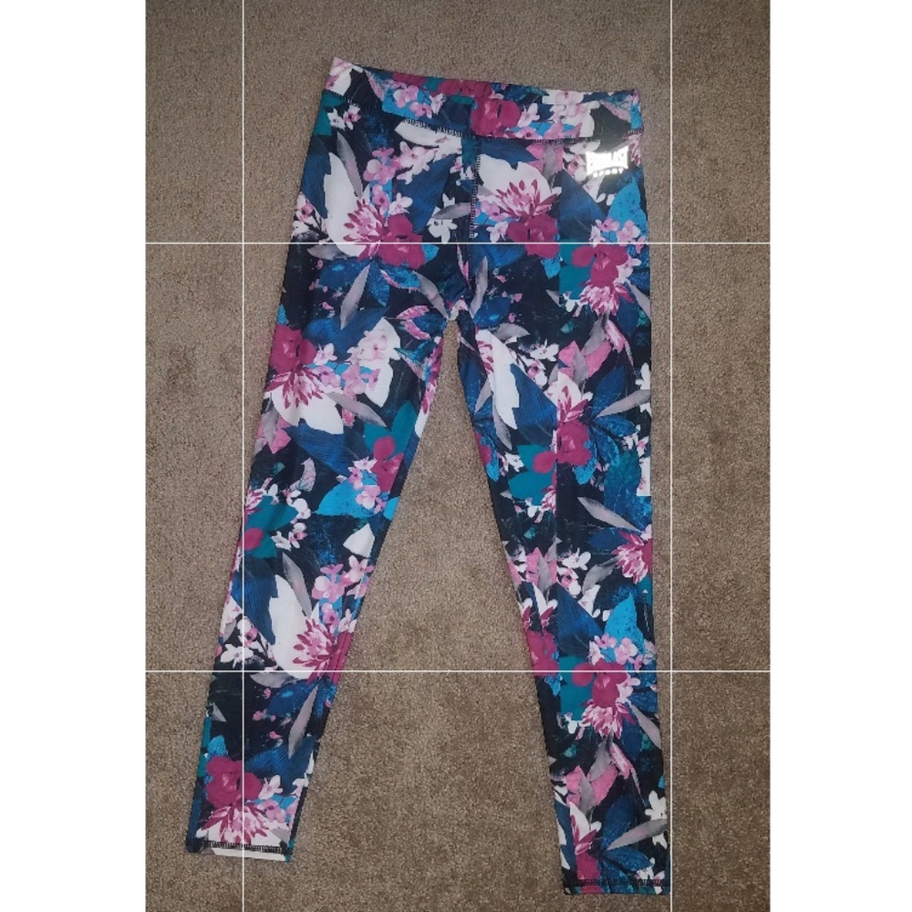 Womans Everlast Workout Pants
